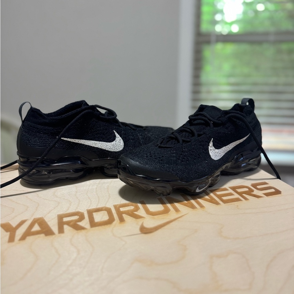 Nike Women Black Vapormax Sneakers with White Swoosh